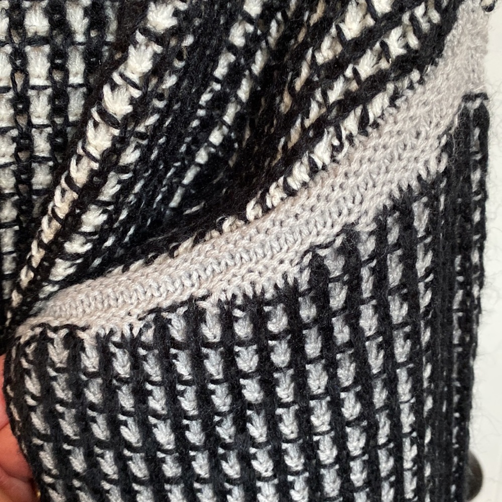 Window Pane Knit Sweater - Picture 6 of 7